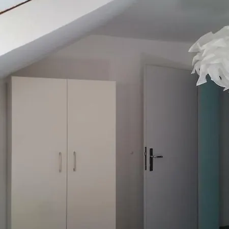 Appartement Dachgeschoss35 *